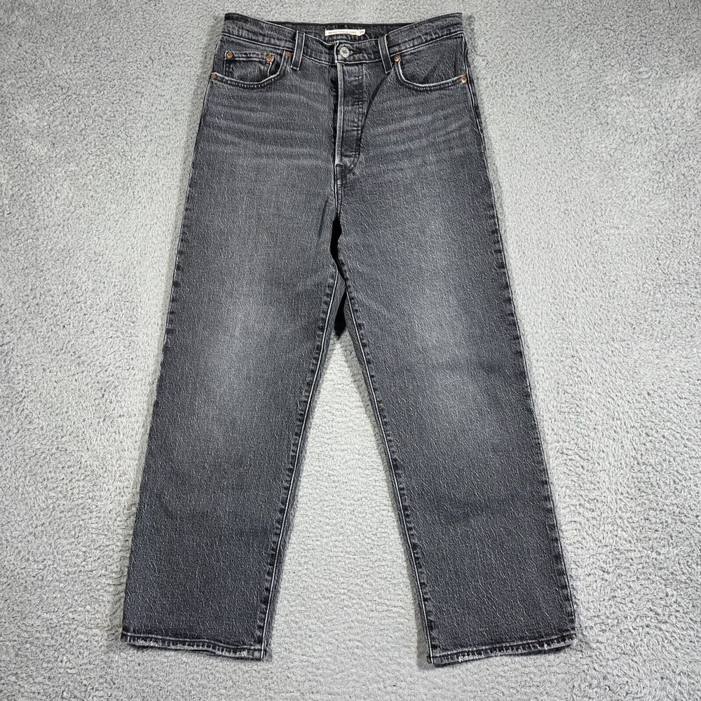 Levi's Premium Ribcage Straight Ankle Jeans in Washed Black
